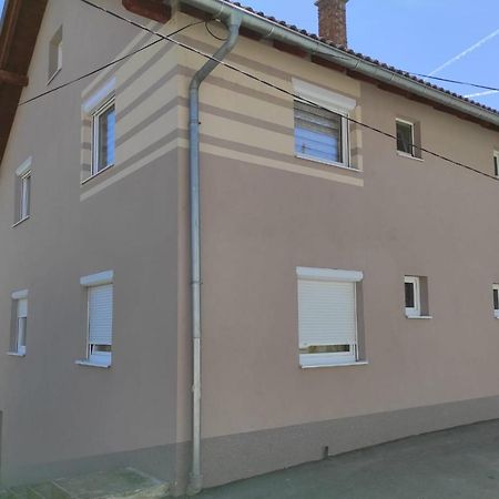 Apartman "Like At Home" Яйце Экстерьер фото